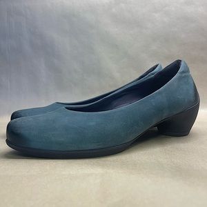 Ecco Sculptured 45 Plain Pumps